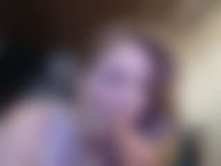 Live cam show with Rubii-sweett - Plug on Dare Cams