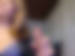 Live cam show with Rubii-sweett - Fingering on camwithhim.com