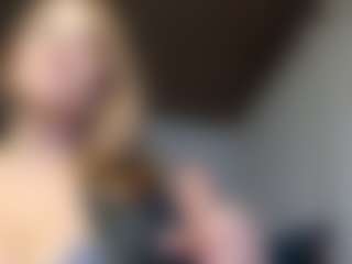 Live cam show with Rubii-sweett - Fingering on Camsoda