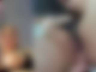 SAMYNIX MILF webcam performer live streaming