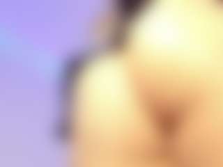 Sofievanss MILF webcam performer live streaming