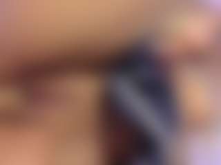 Live cam show with Sofievanss - Mature on Instabang