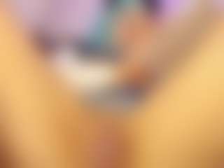 Live cam show with Sofievanss - Blowjob on Camsoda