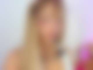 Live cam show with Sofievanss - Big Tits on Dolls Live
