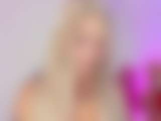 Live cam show with Sofievanss - Strip MILF on anonymated.com