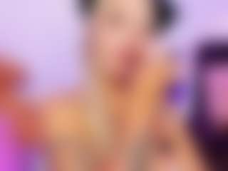 Sofievanss MILF webcam performer live streaming