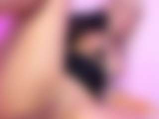 Live cam show with Sofievanss - BBW Shaved Pussy on CSO-WL