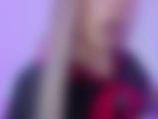 Live cam show with Sofievanss - Public Big Tits on Dolls Live