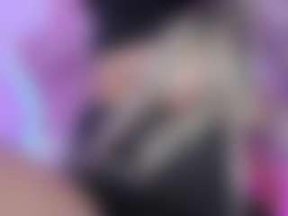 Live cam show with Sofievanss - Tease Mature on Uber Horny