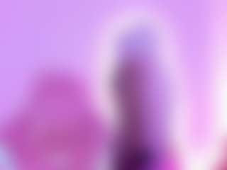 Live cam show with Sofievanss - Spank Mature on UwU Esports