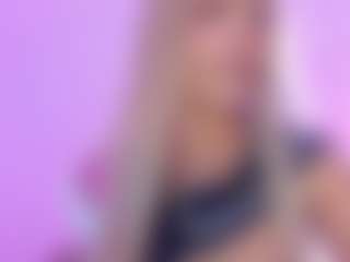 Live cam show with Sofievanss - Public on instabang