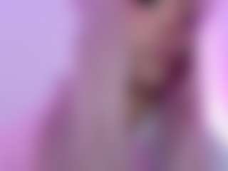 Live cam show with Sofievanss - Spank on madthumbs