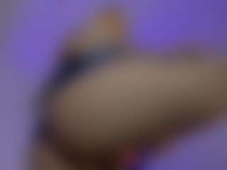 Sofievanss's Live Sex Cam Show