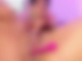 Sofievanss's Live Sex Cam Show