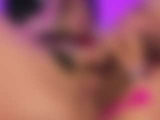 Sofievanss's Live Sex Cam Show