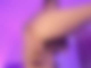 Live cam show with Sofievanss - Tease Mature on camwithhim.com