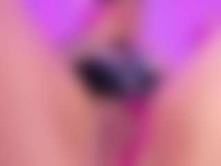 Sofievanss's Live Sex Cam Show