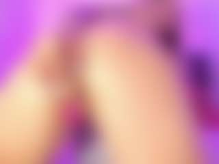 Live cam show with Sofievanss - Tease on SinfulBabes
