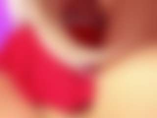 Live cam show with Sofievanss - Fingering White on CamwithHer | colombia