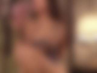 LAURAAX's Live Sex Cam Show