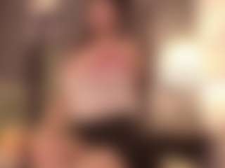 LAURAAX's Live Sex Cam Show