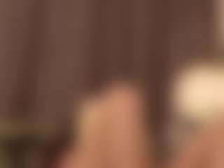 LAURAAX's Live Sex Cam Show