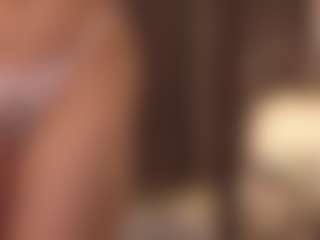 LAURAAX's Live Sex Cam Show