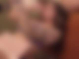 LAURAAX's Live Sex Cam Show