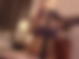 LAURAAX's Live Sex Cam Show