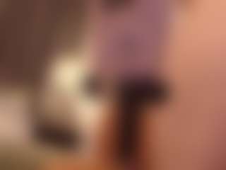 LAURAAX's Live Sex Cam Show