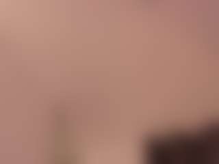 LAURAAX's Live Sex Cam Show