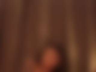 LAURAAX's Live Sex Cam Show