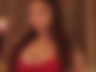Live cam show with LAURAAX - Squirt on StripNow