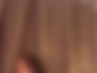 Live cam show with LAURAAX - Oil on CamSodaAdn