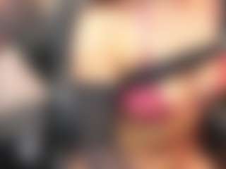 Live cam show with MollyJons - Spank on crypto-cams