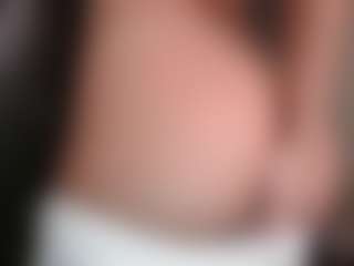 Trianabell's Live Sex Cam Show