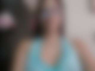 Trianabell's Live Sex Cam Show