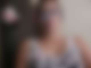 Trianabell's Live Sex Cam Show