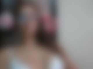Trianabell's Live Sex Cam Show