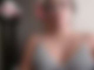 Trianabell's Live Sex Cam Show