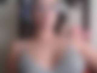 Trianabell's Live Sex Cam Show