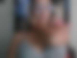 Trianabell's Live Sex Cam Show
