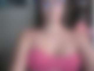 Trianabell's Live Sex Cam Show