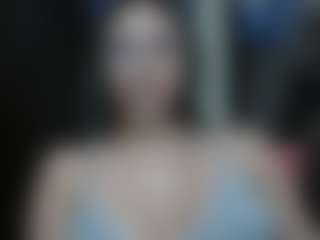 Trianabell's Live Sex Cam Show