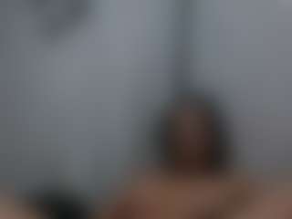 Live cam show with Trianabell - Big Tits on Uber Horny