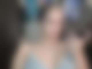 Live cam show with Trianabell - Solo on Camsoda