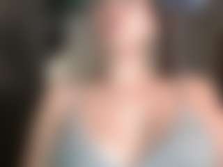 Live cam show with Trianabell - Control on https://playwithruby.com