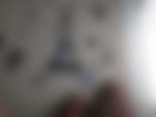 Live cam show with Trianabell - Living Room on Dare Cams