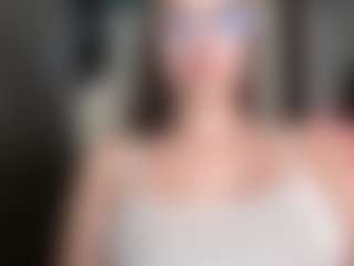 Trianabell's Live Sex Cam Show