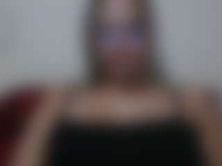 Trianabell's Live Sex Cam Show